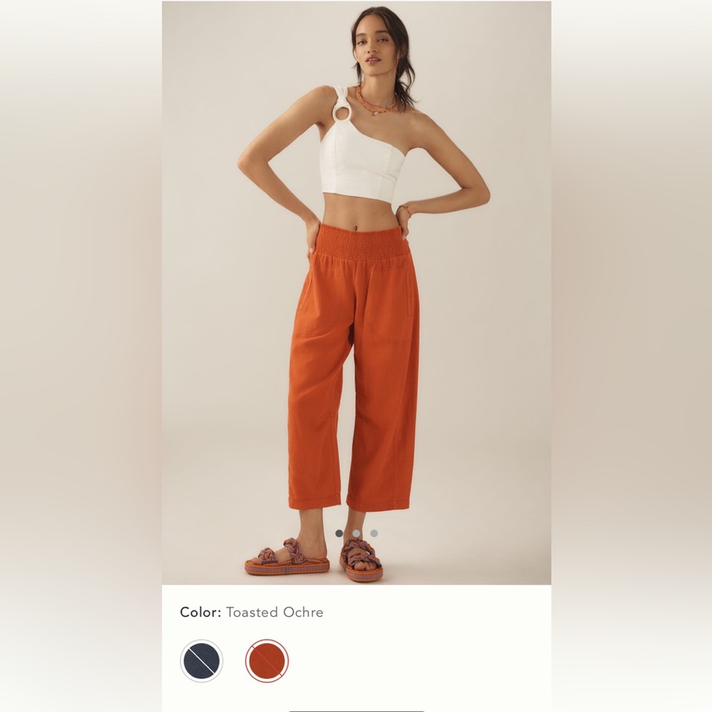 The Reese Linen Blend Pull-On
Barrel Pants by Pilcro